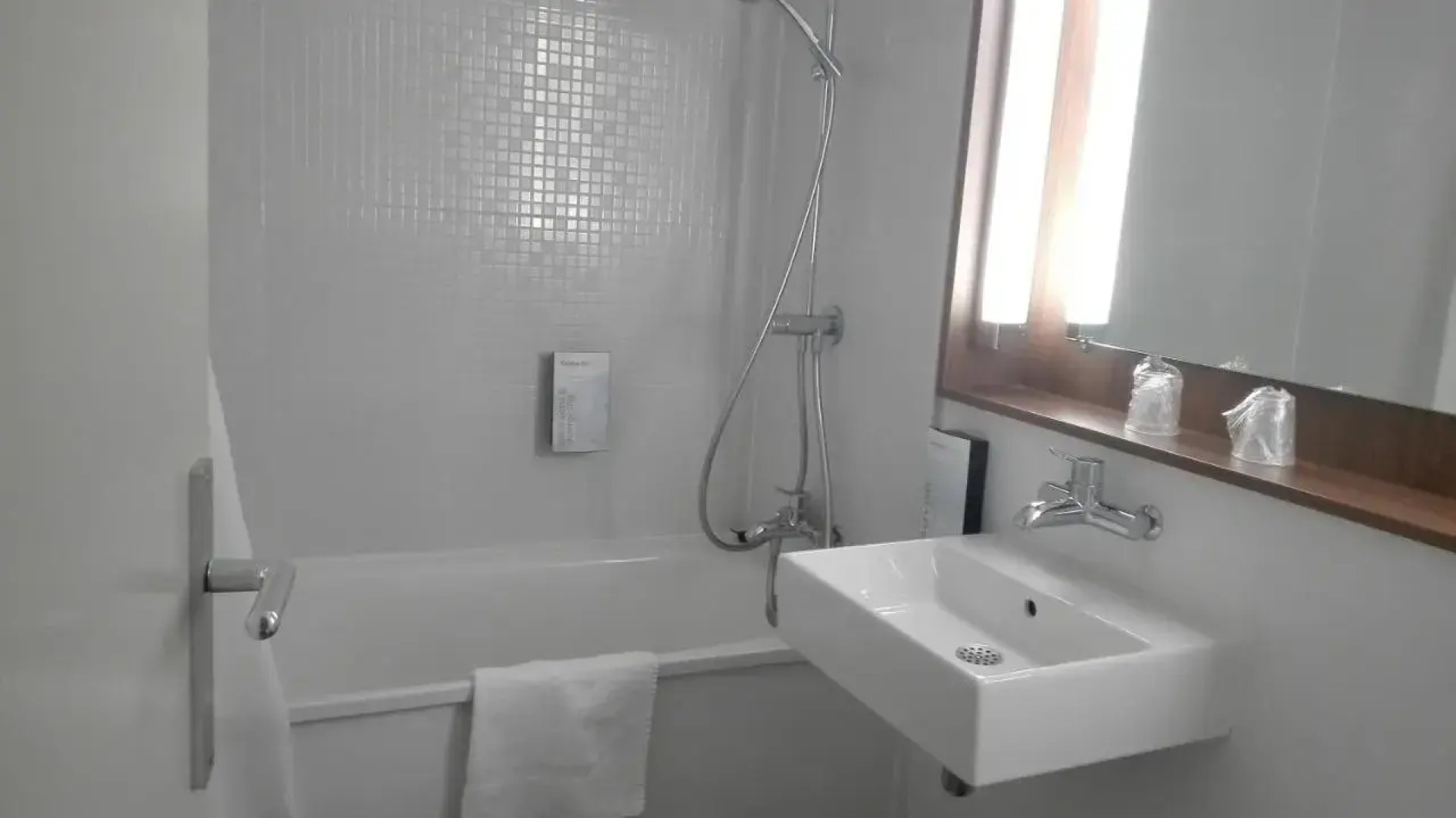 Pink Rainbow Hotel (TEST HOTEL)