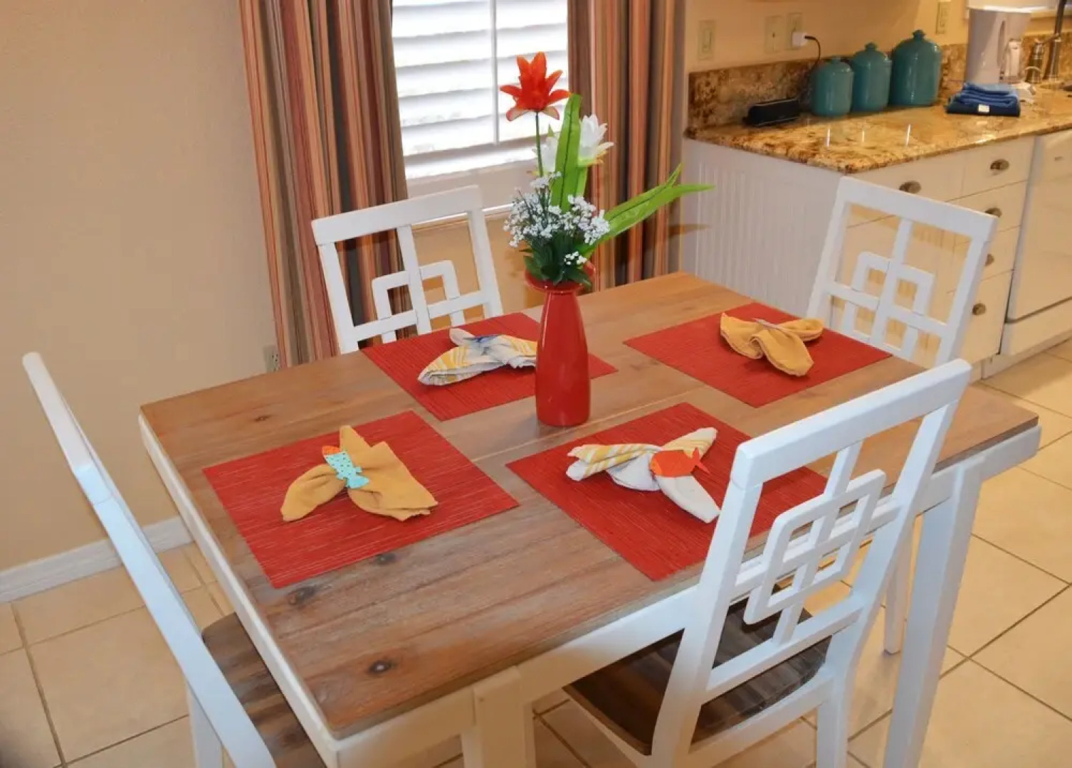 The Pineapple Cottage