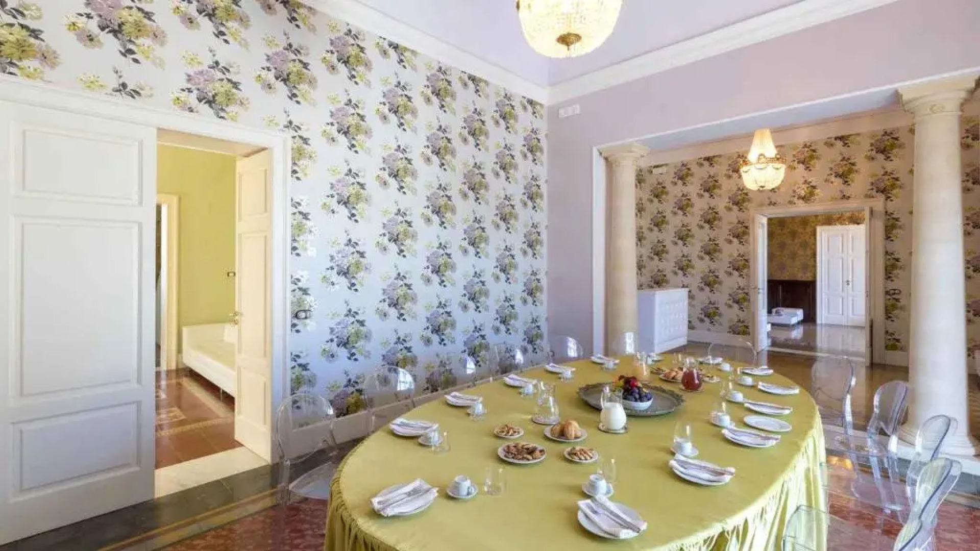 VILLA CAPOZZA 18&2, Emma Villas