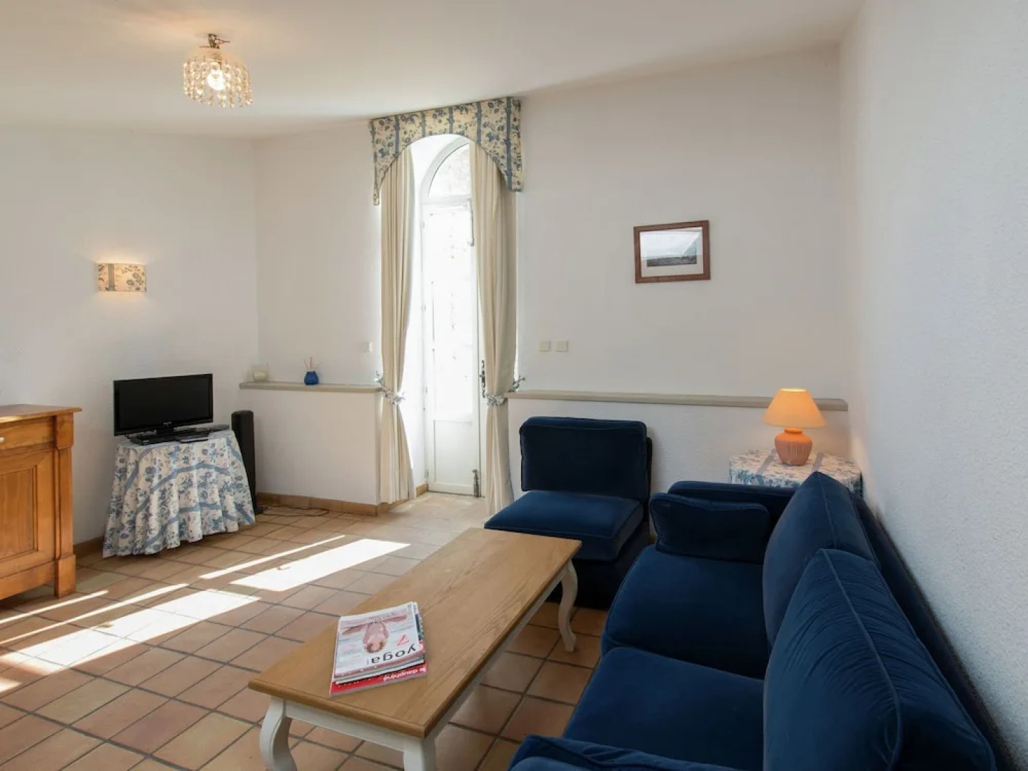 Lavish Apartment in Saint-clair With Balcony