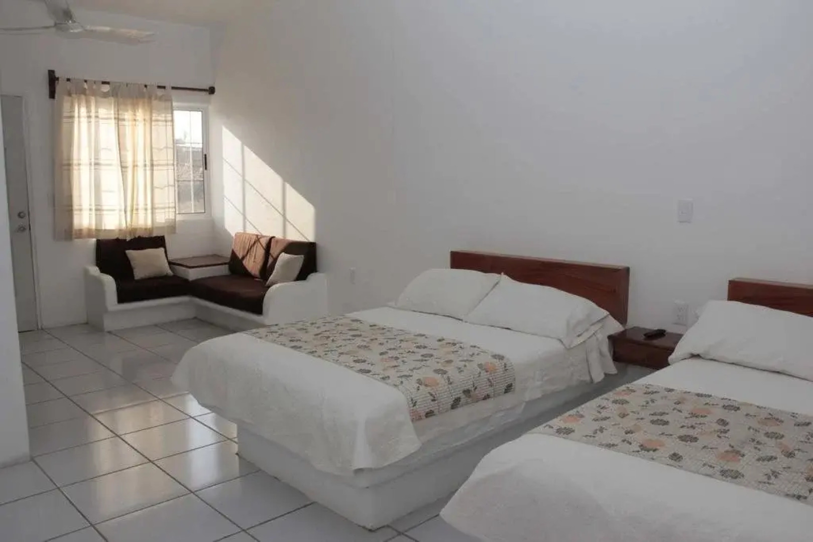 Hotel y Suites Del Paci fico