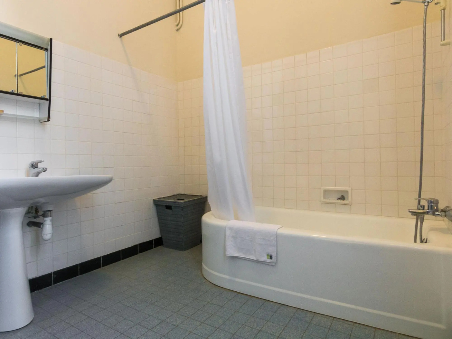 Holliday Home in a Beautiful Chateau With Pool and Restaurant