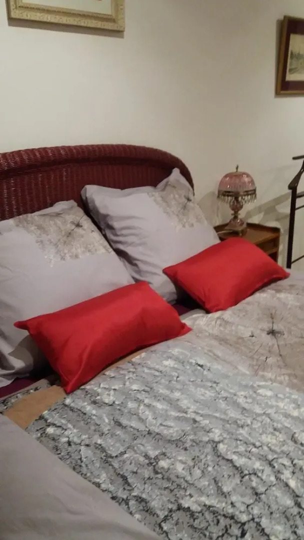 Apartment With one Bedroom in Paray-vieille-poste, With Terrace and Wi