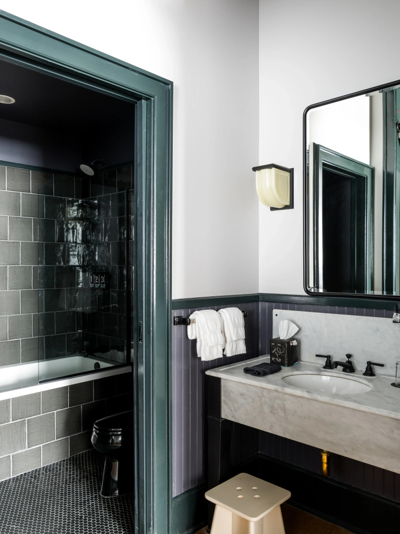 Отель The Barnett