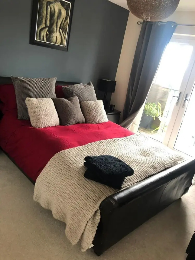 Modern Penthouse Marina Apartment