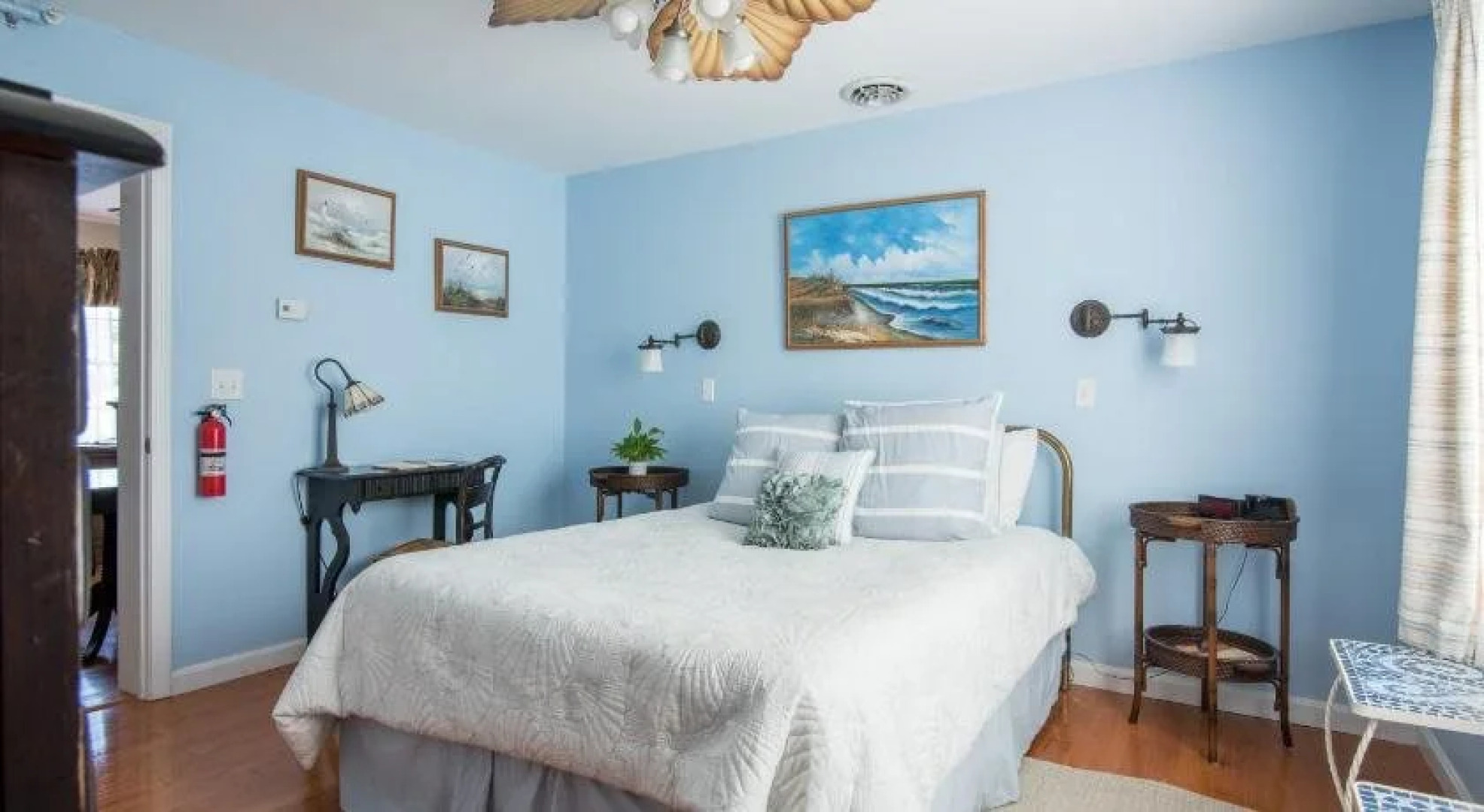 Inn of Treasured Memories