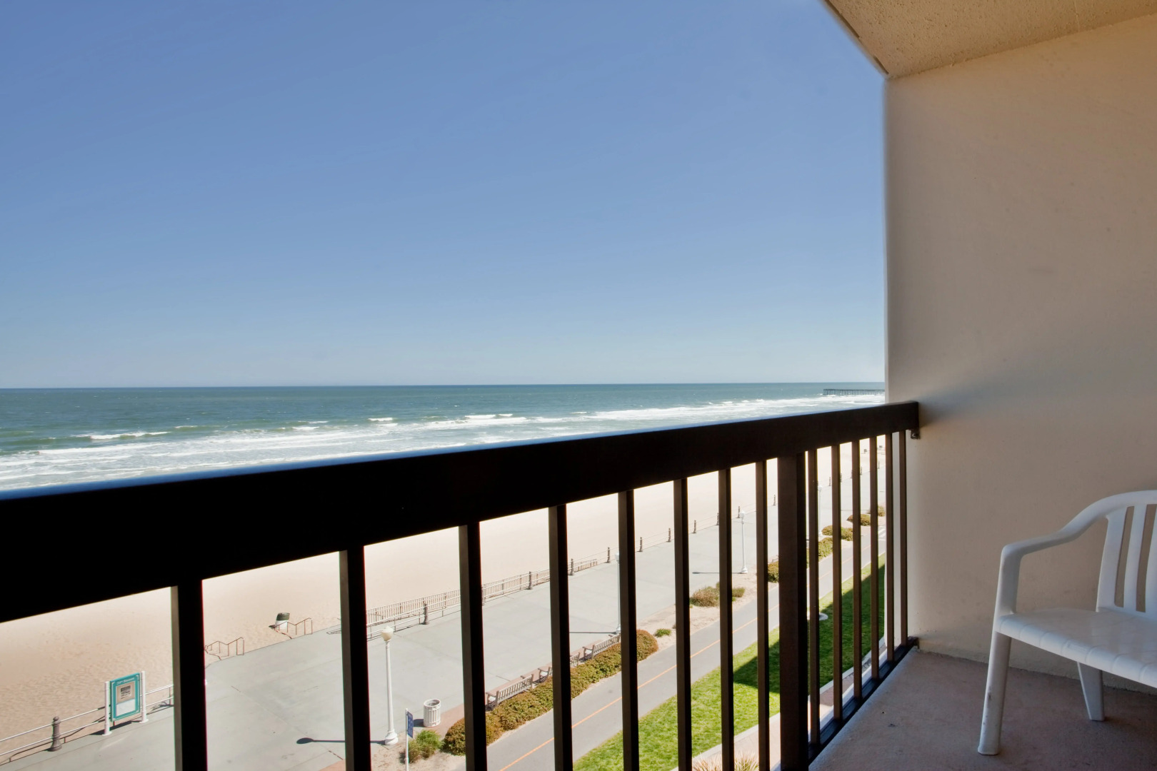 Holiday Inn Va Beach-Oceanside (21st St) by IHG