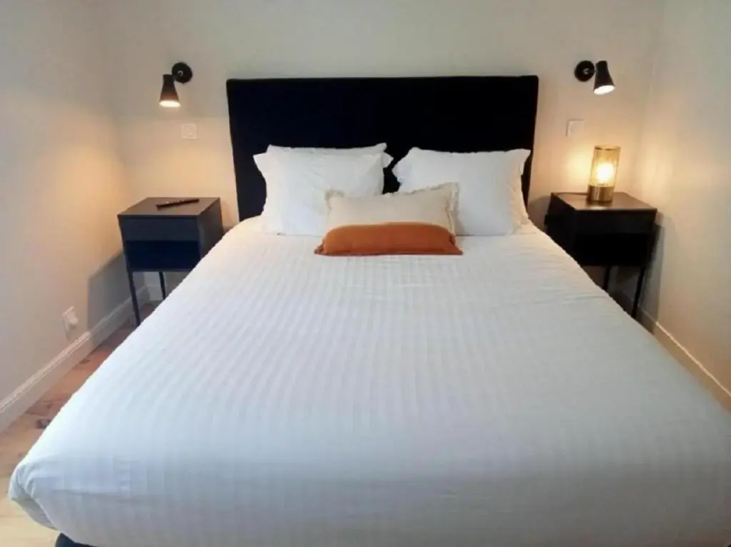 Les Nids Perches - Rue Sainte Croix