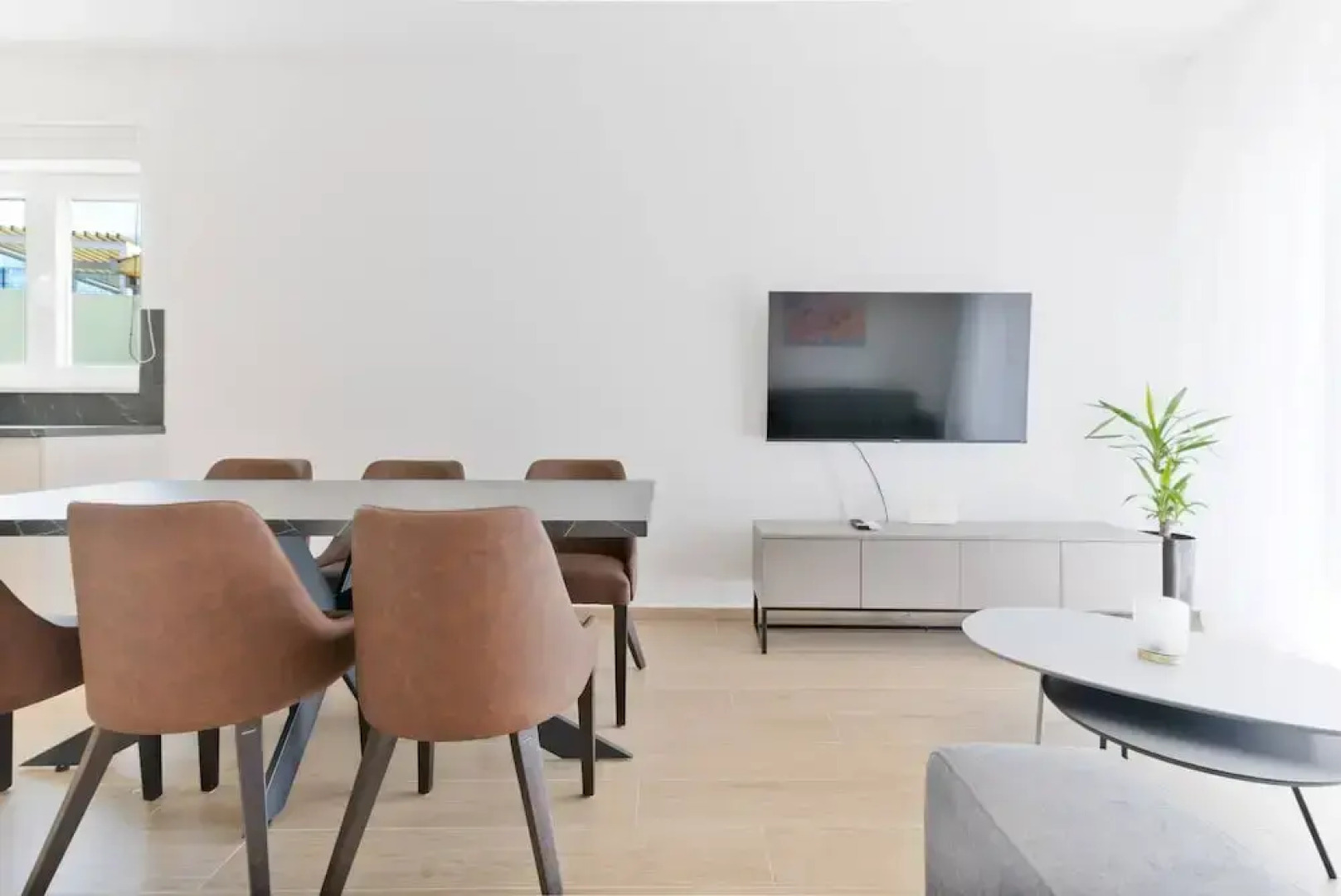 Luxury Living at Horizon Retreat