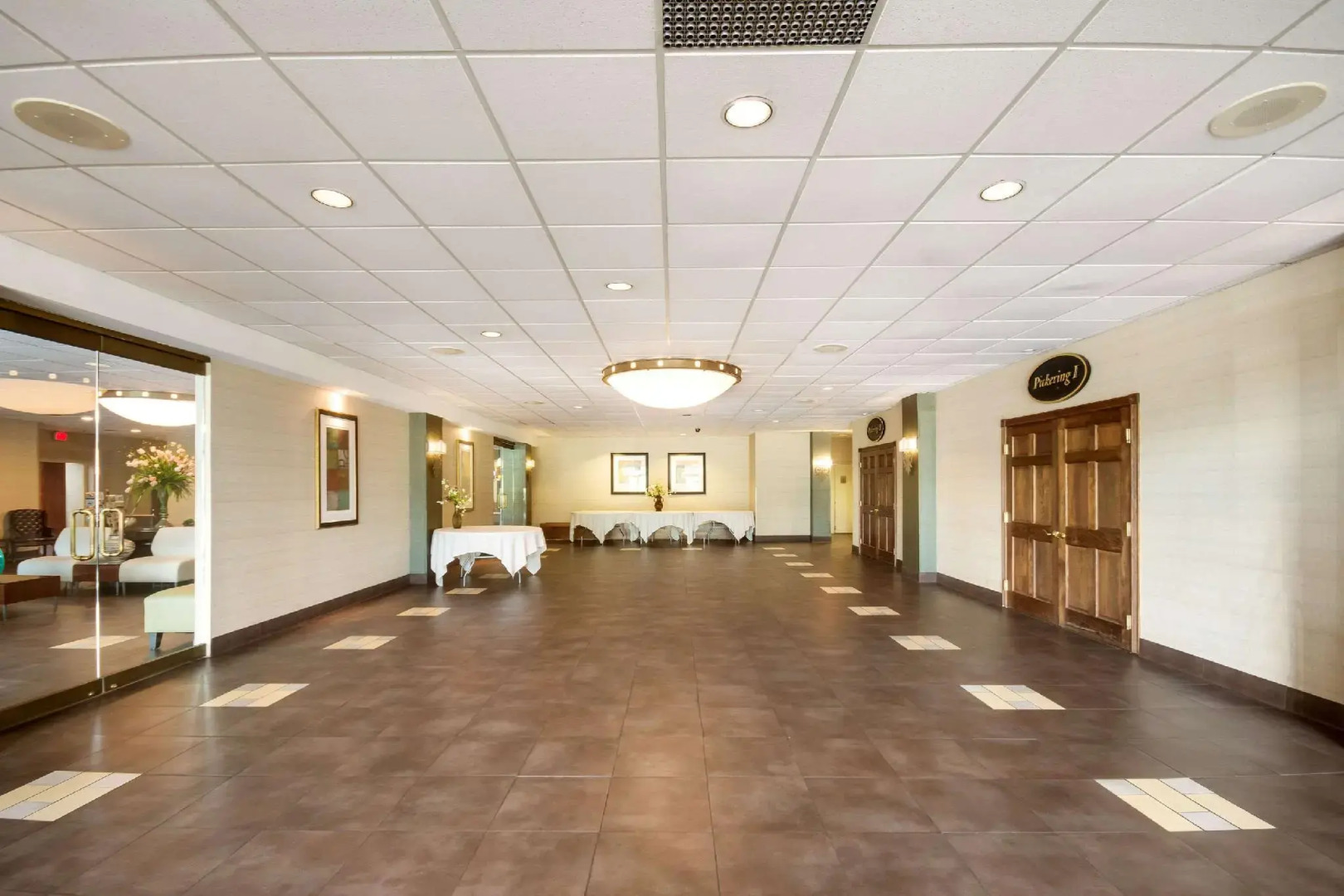 Exton Hotel & Conference Center