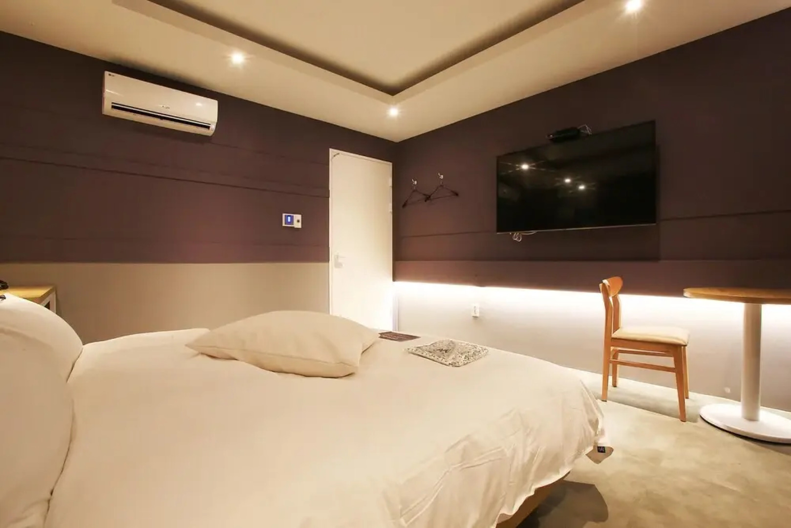 Gwangmyeong Cheolsan Blanc