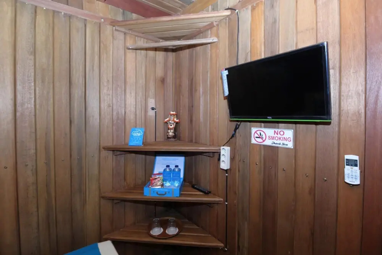 Airy Bangunharjo Parangtritis KM 4 Desa Saman Dua Yogyakarta