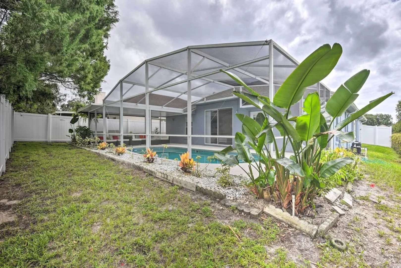 Apopka Single-story Home w/ Private Lanai + Pool!