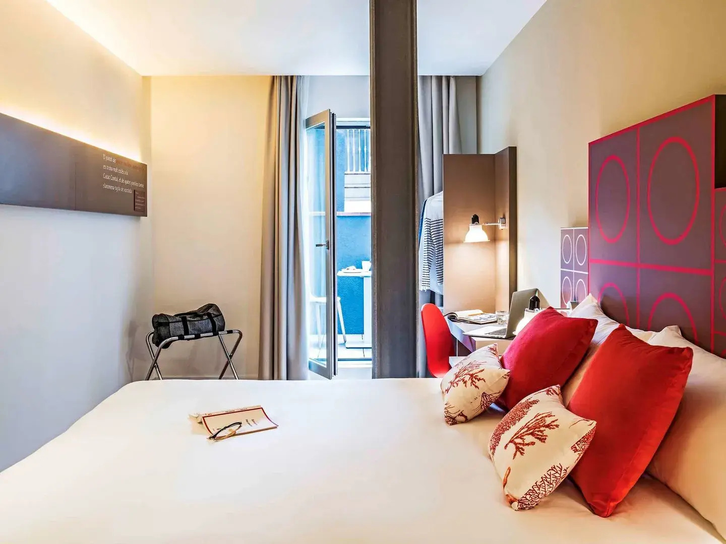 Отель Ibis Styles Barcelona Centre