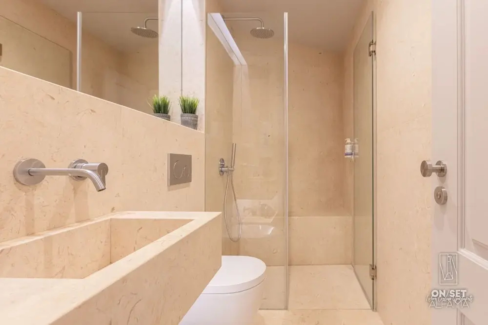 ON/SET Alfama - Lisbon Cinema Apartments