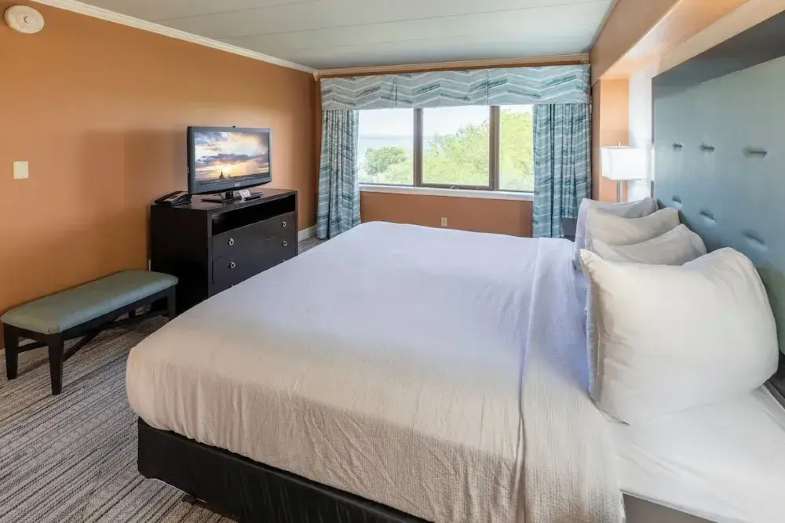 The Boulevard Inn & Bistro