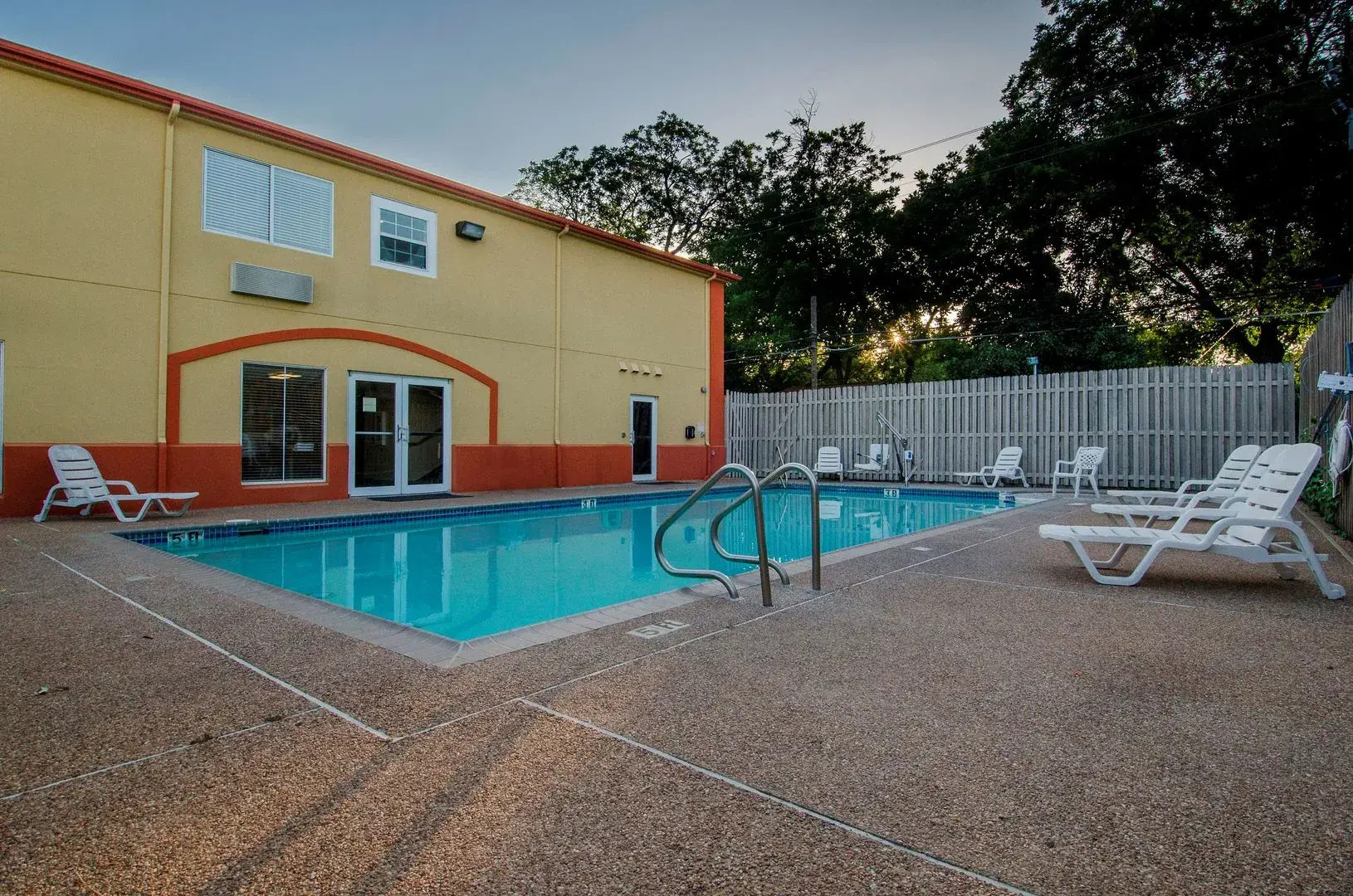 Red Roof Inn San Marcos