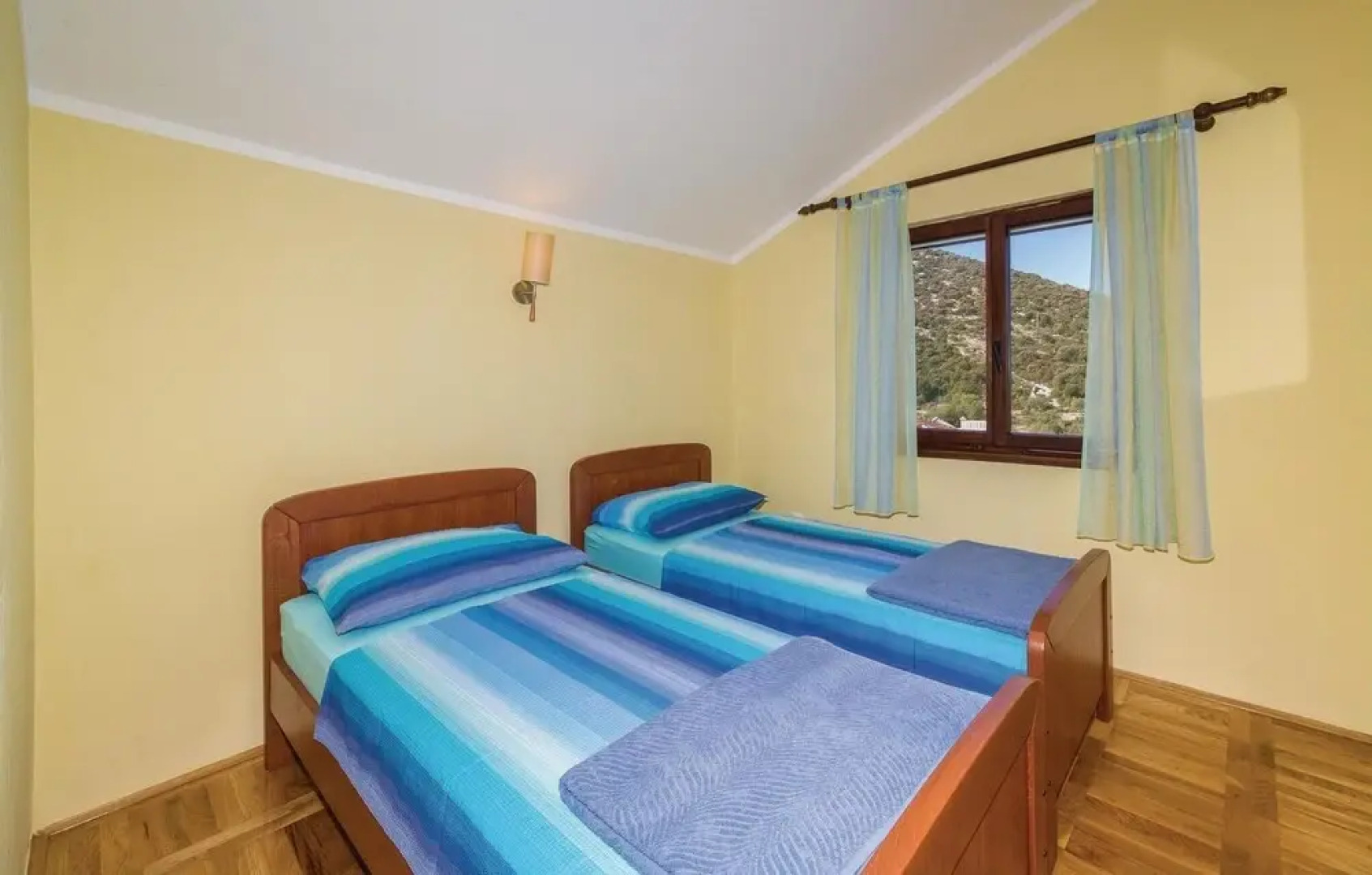 Amazing Home in Vinisce With Wifi and 2 Bedrooms