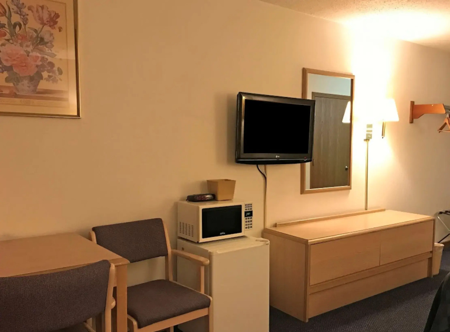 Americas Best Value Inn Champaign