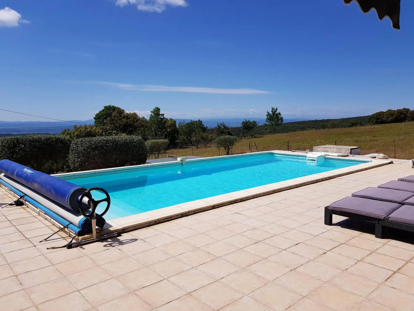 Lush villa in Vélieux with private heated swimming pool