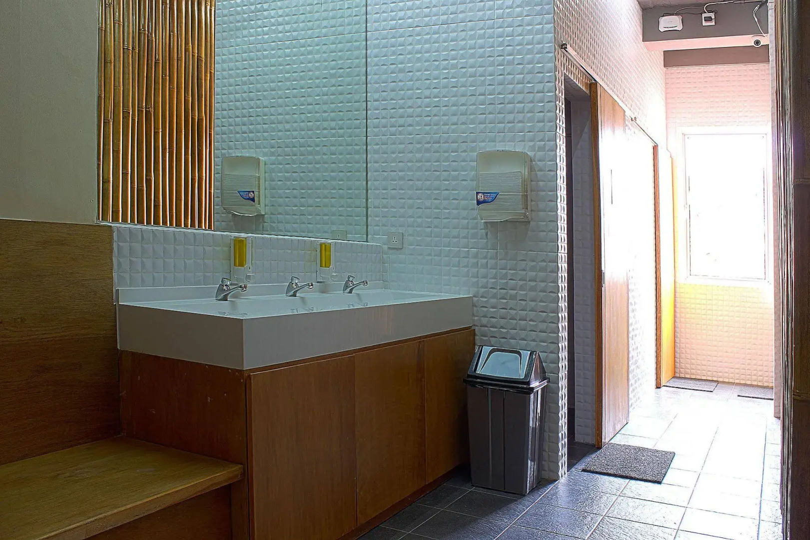 Teduh Hostel Kota Tua