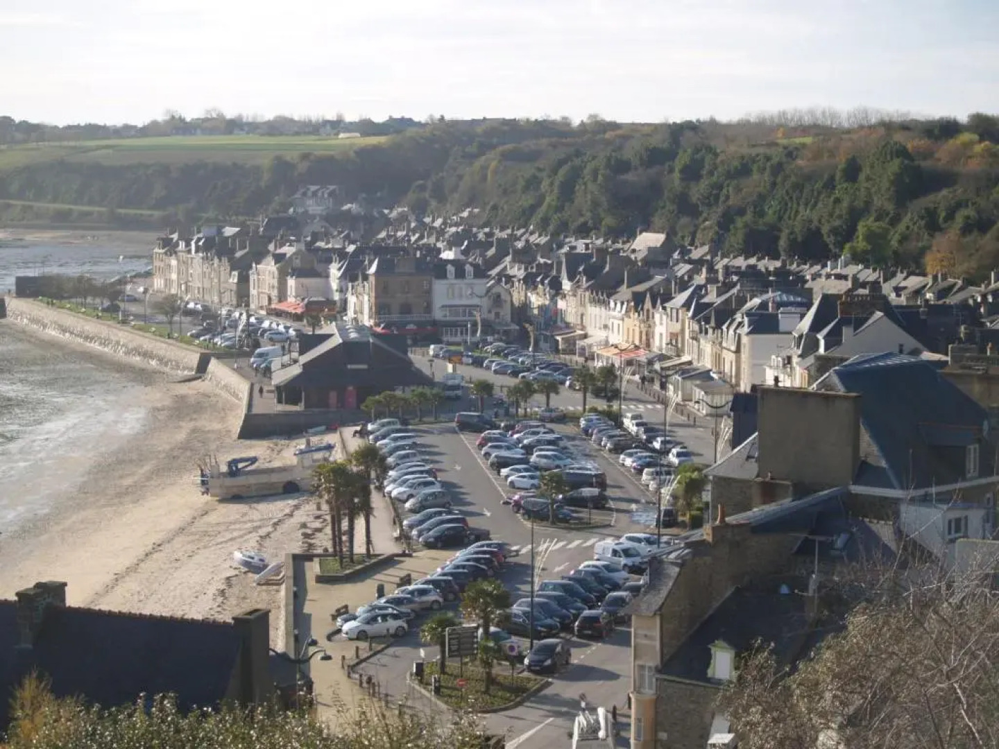 Maison vue mer les pieds dans l'eau