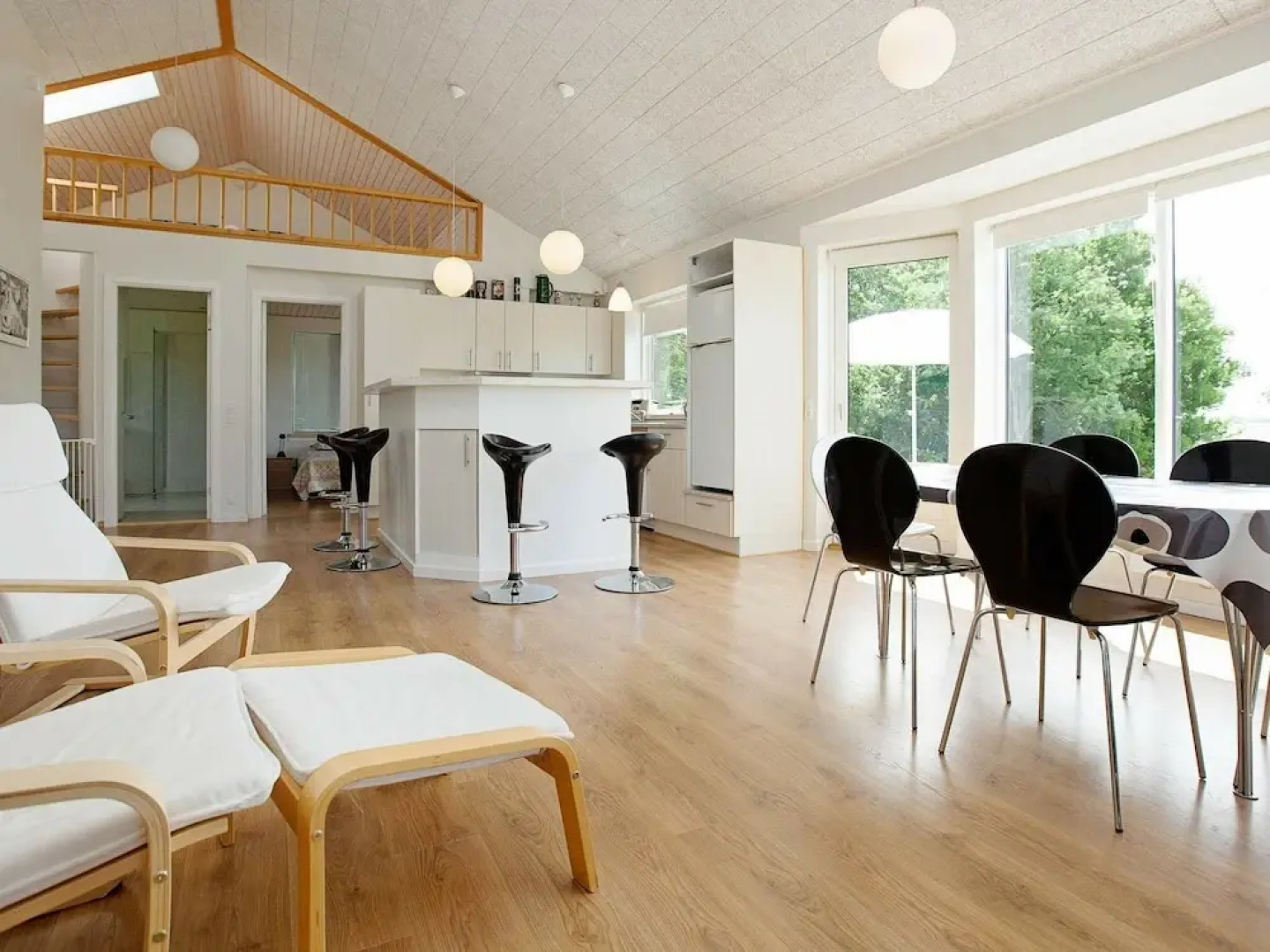 Comfortable Holiday Home in Hundested with Hot Tub