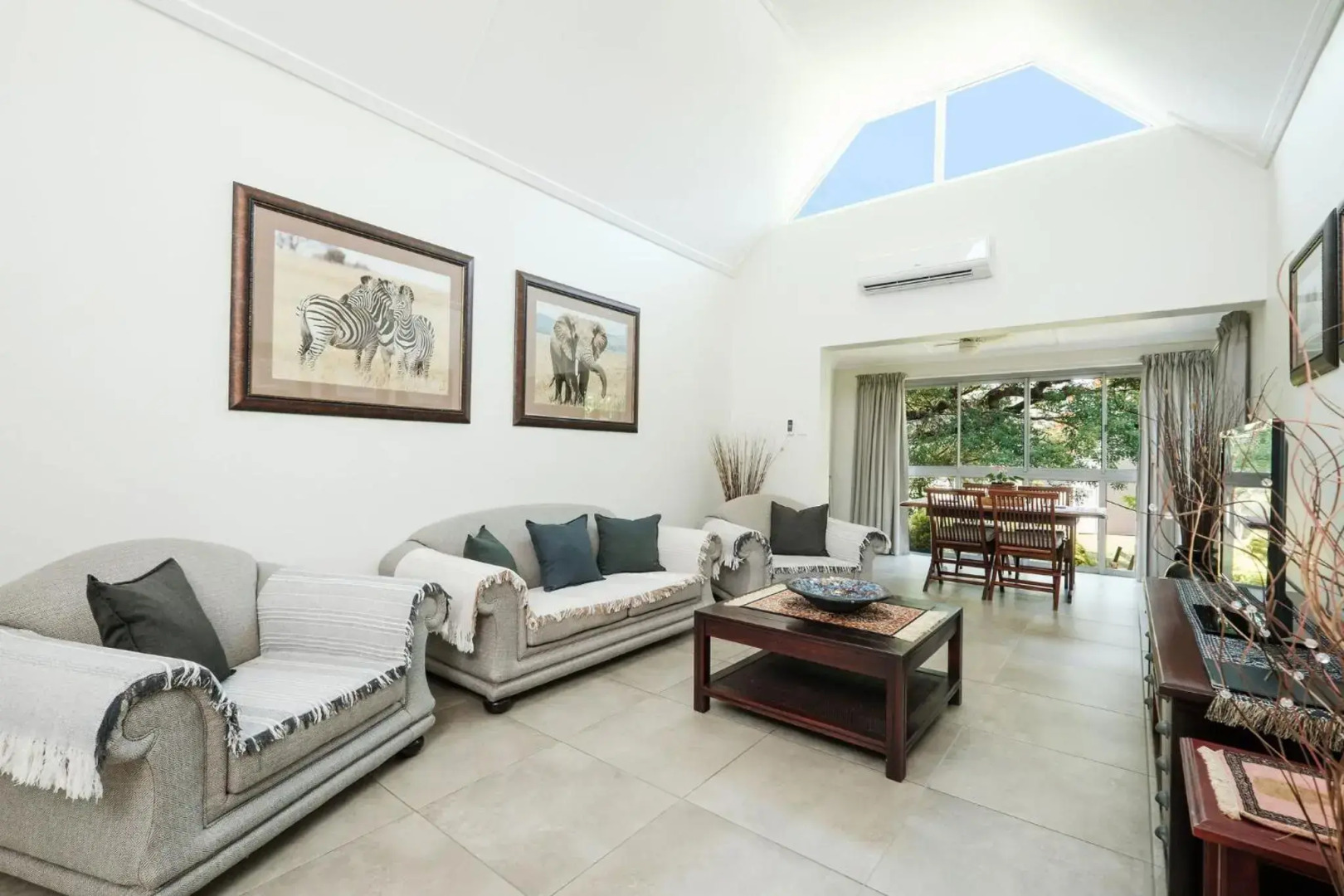 The Bridge 19 - Self Catering