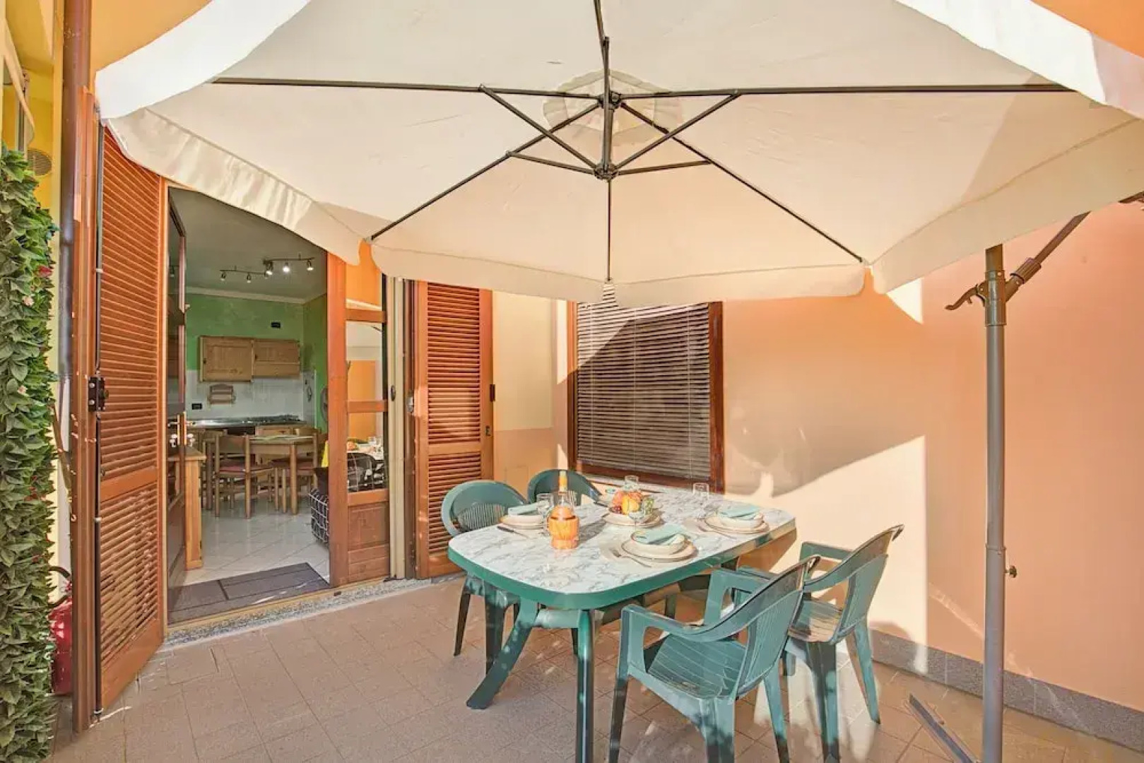 Holiday Sun Terrace Private & Shared Pool