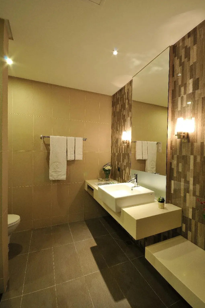 Zenda Suites