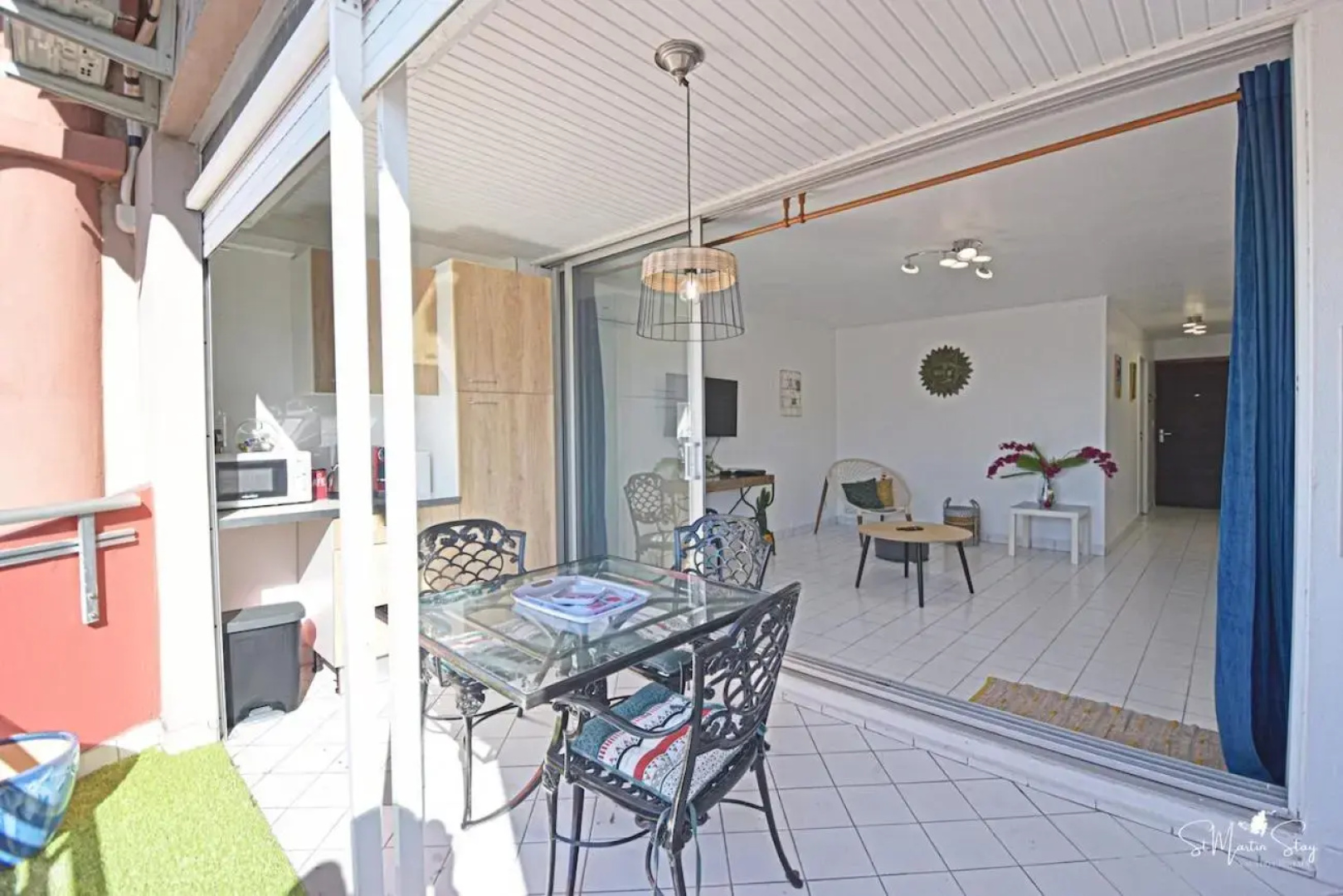 Mady's Retreat 1 bedroom apartment ideally located