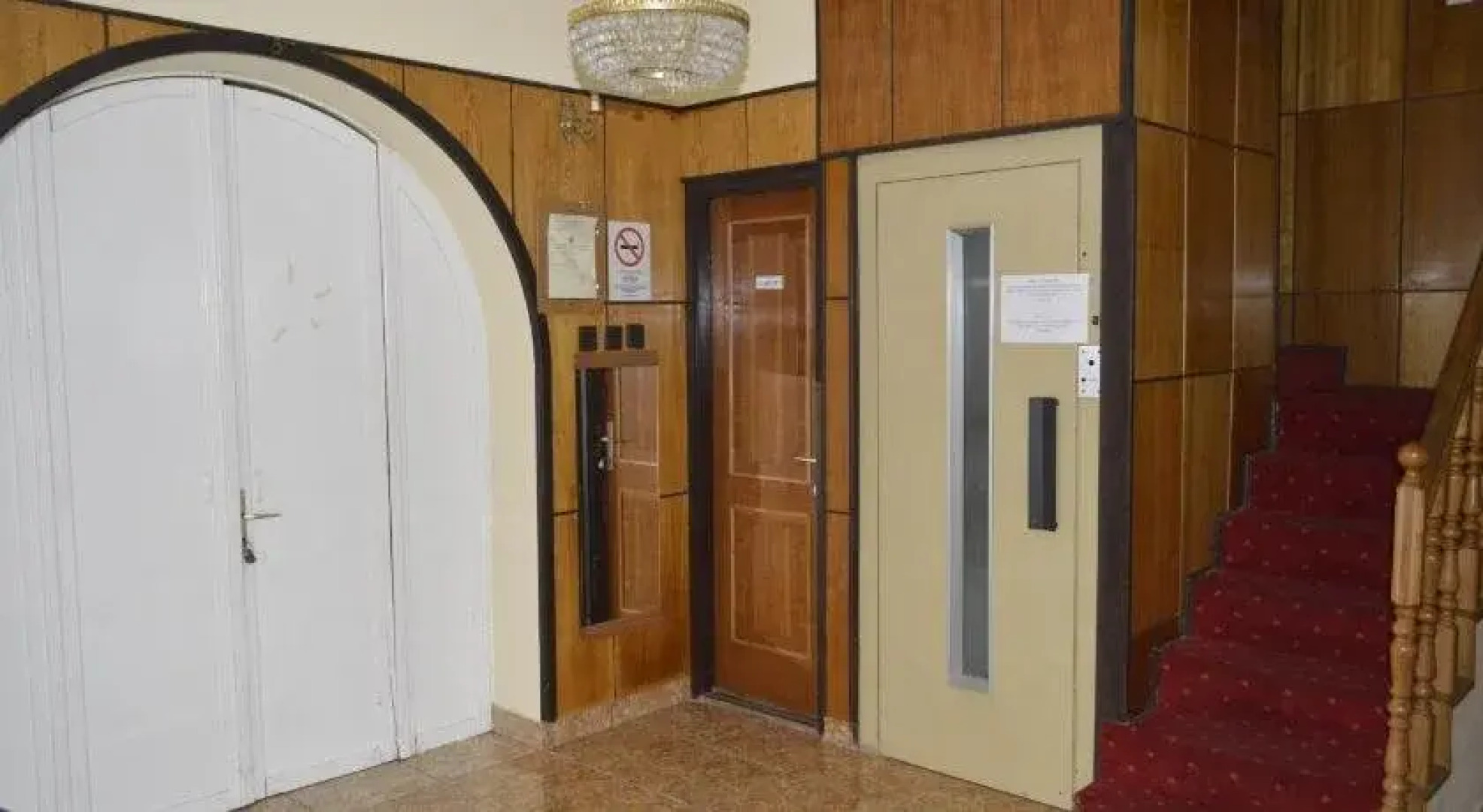 Laci Maganszallashely