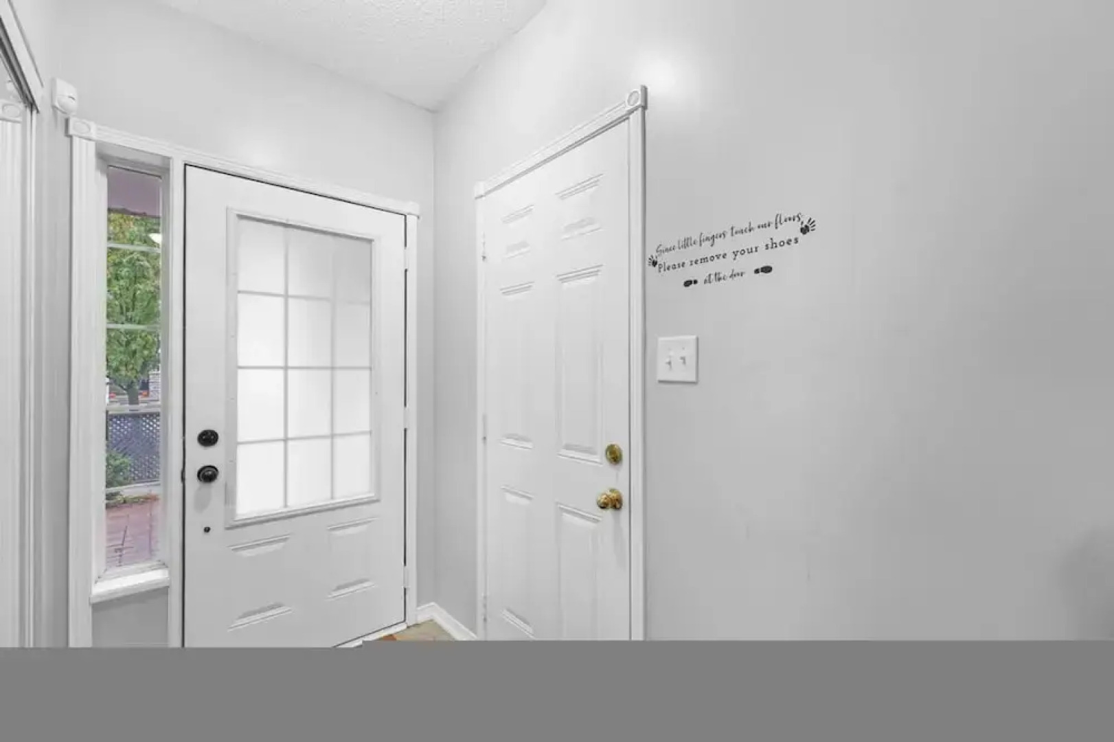 Chic 2BR House Newly Renovated Central Spot