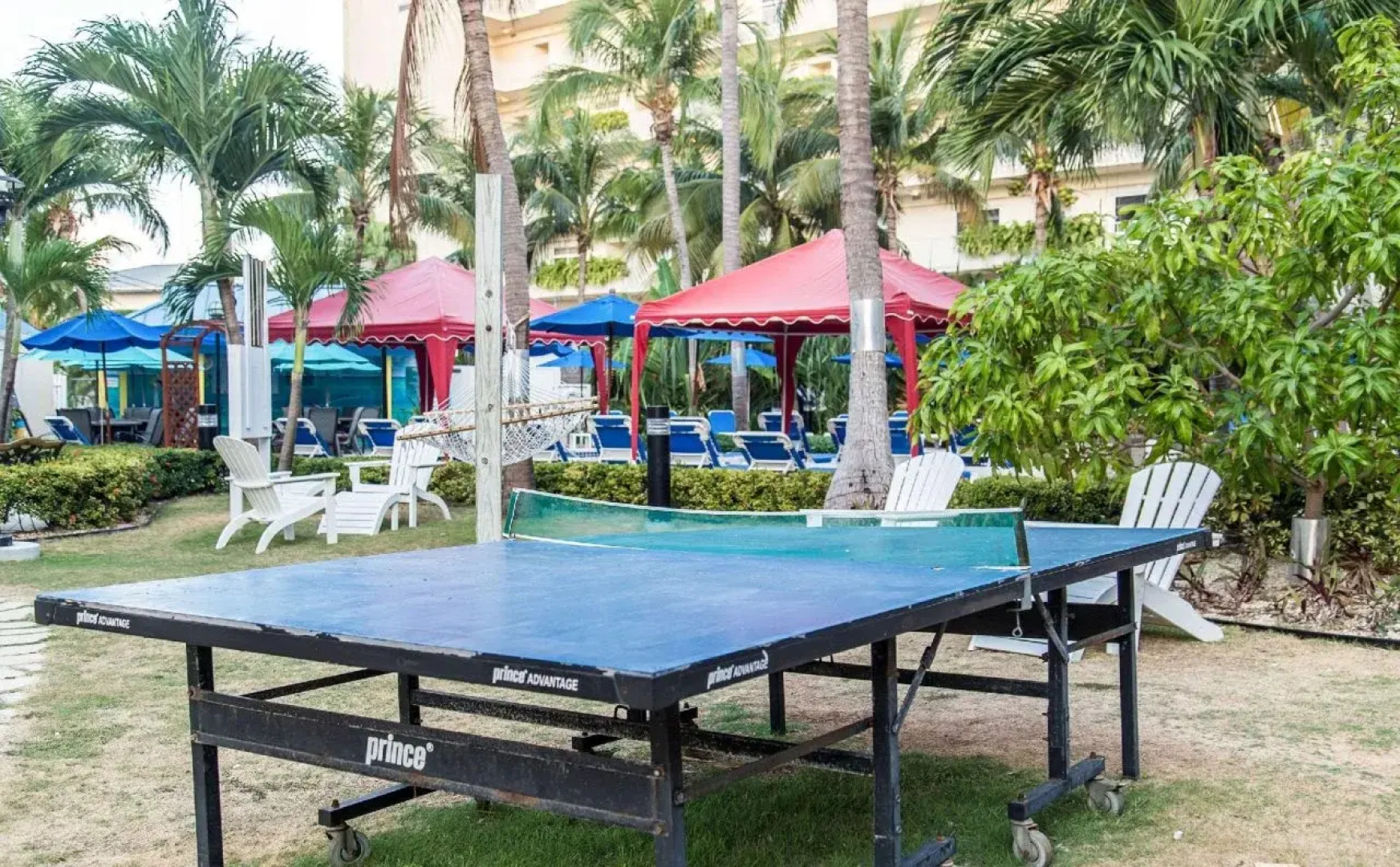 Hampton by Hilton Grand Cayman Seven Mile Beach