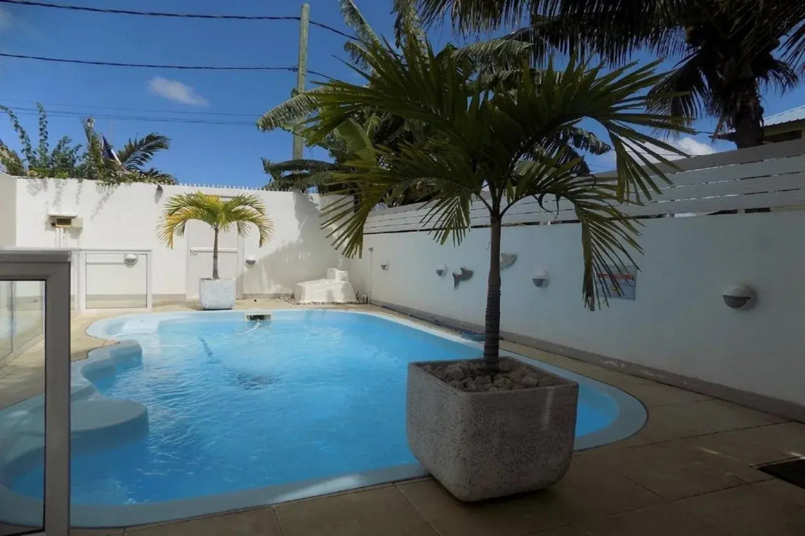 Residence Quietude Evasion