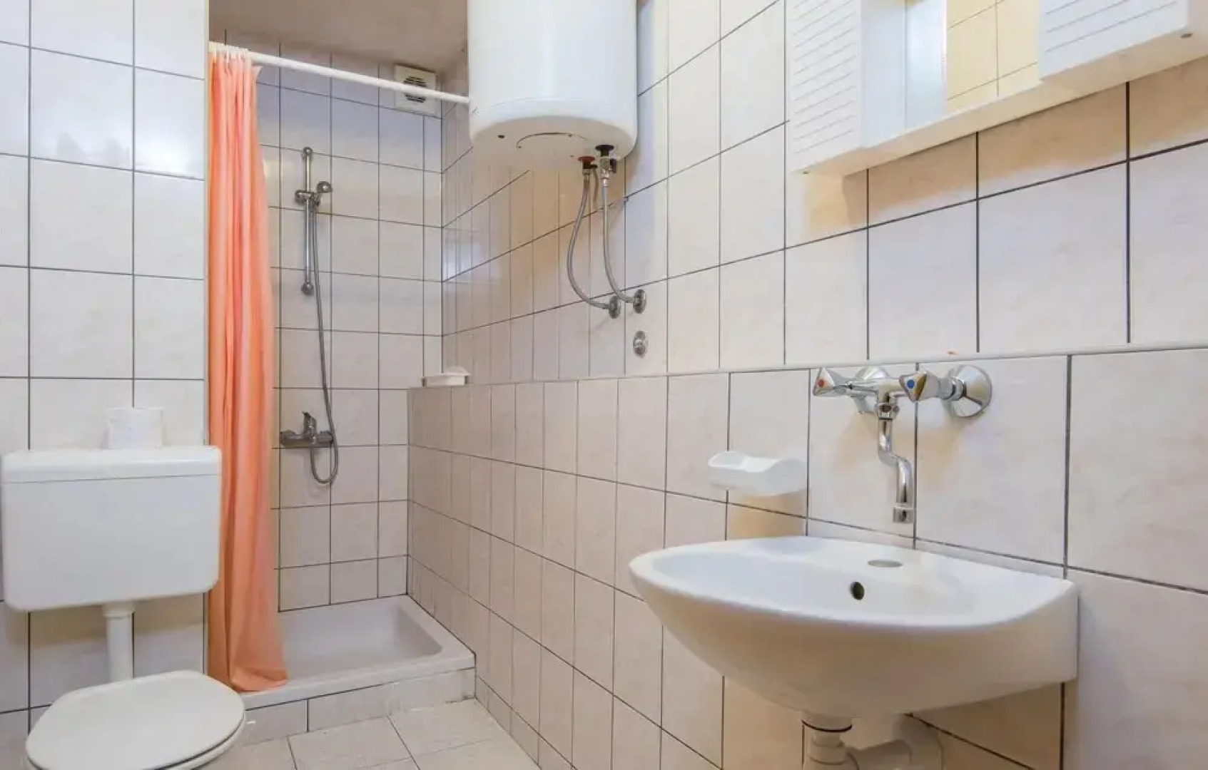 Nice Home in Potomje With Wifi and 3 Bedrooms