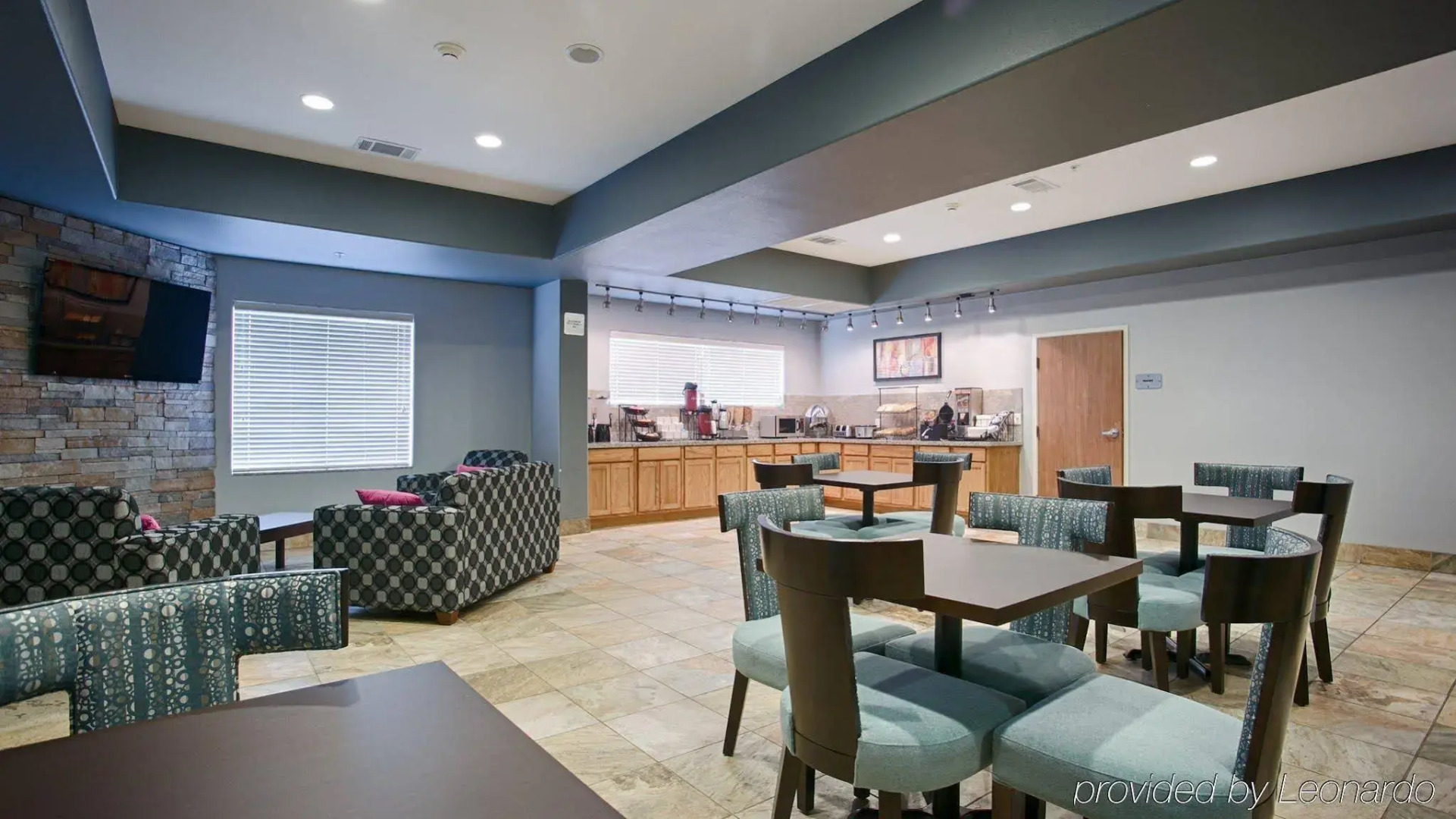 Best Western Plus Sand Bass Inn & Suites