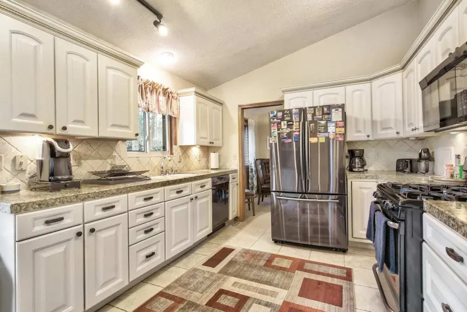 5BD Mountain Getawayhot Tub & Foosball