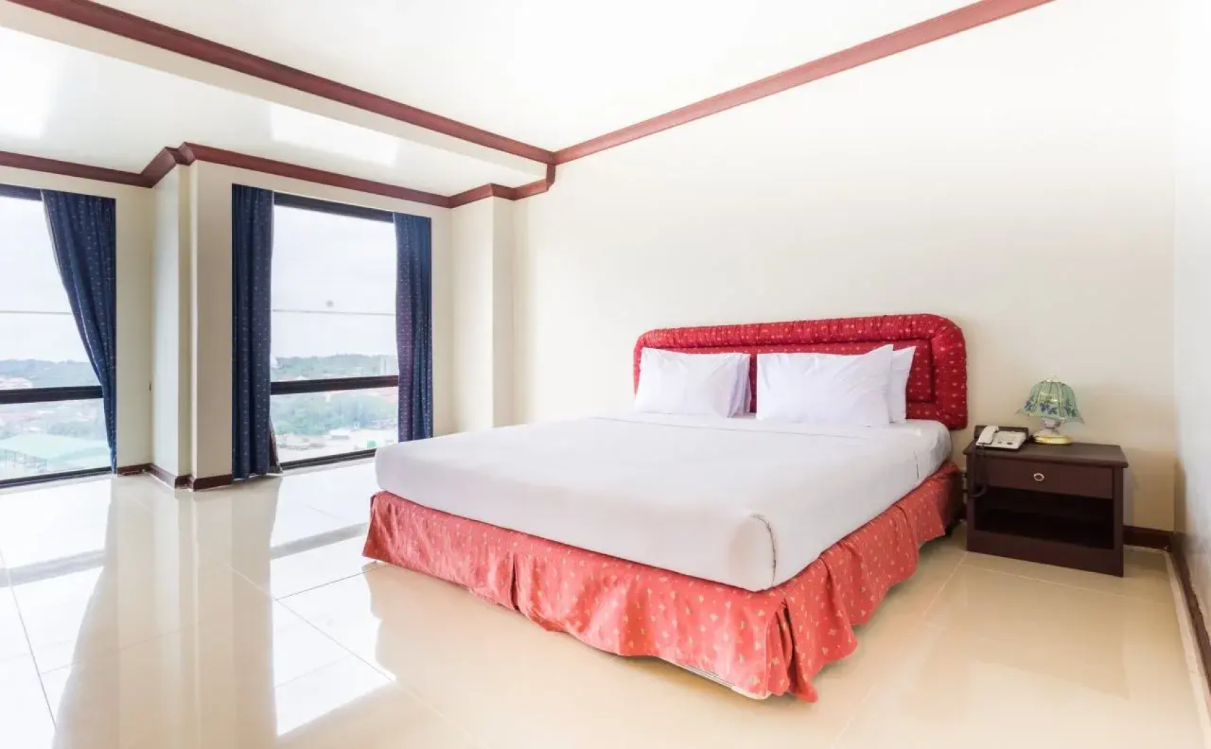 Nevada Convention Hotel