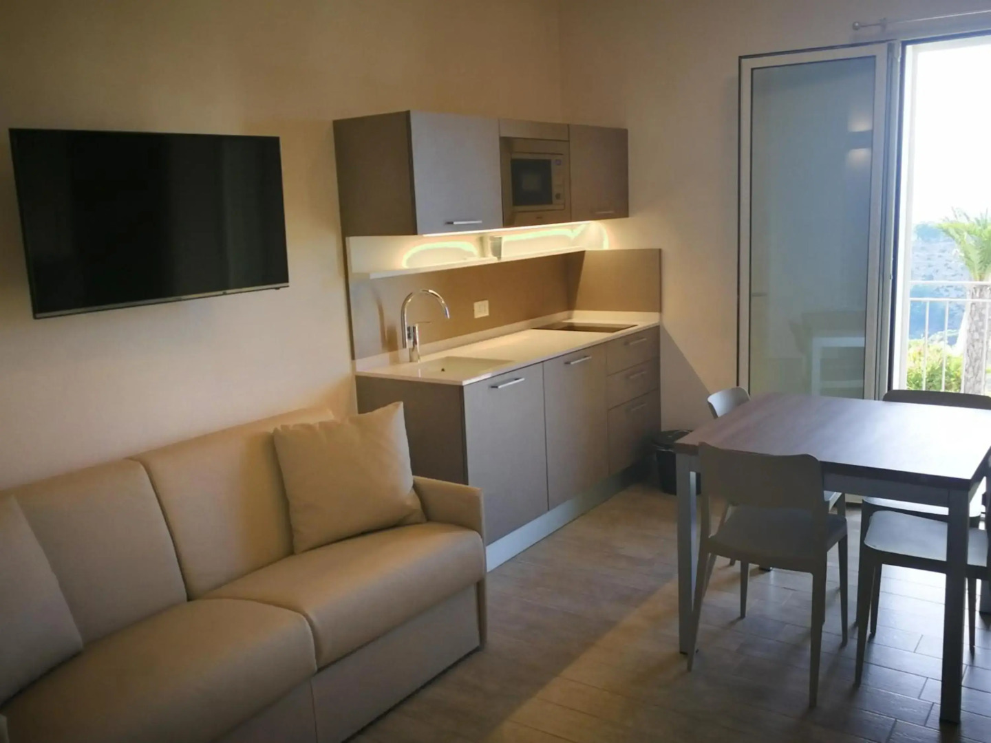 La Blanca Resort & Spa