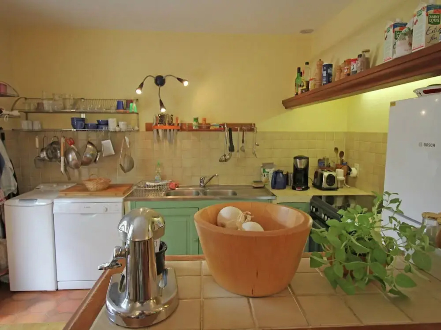 Family Friendly Villa With Secured Private Pool and Beautiful Nature Garden, 1.5 km From Seillans