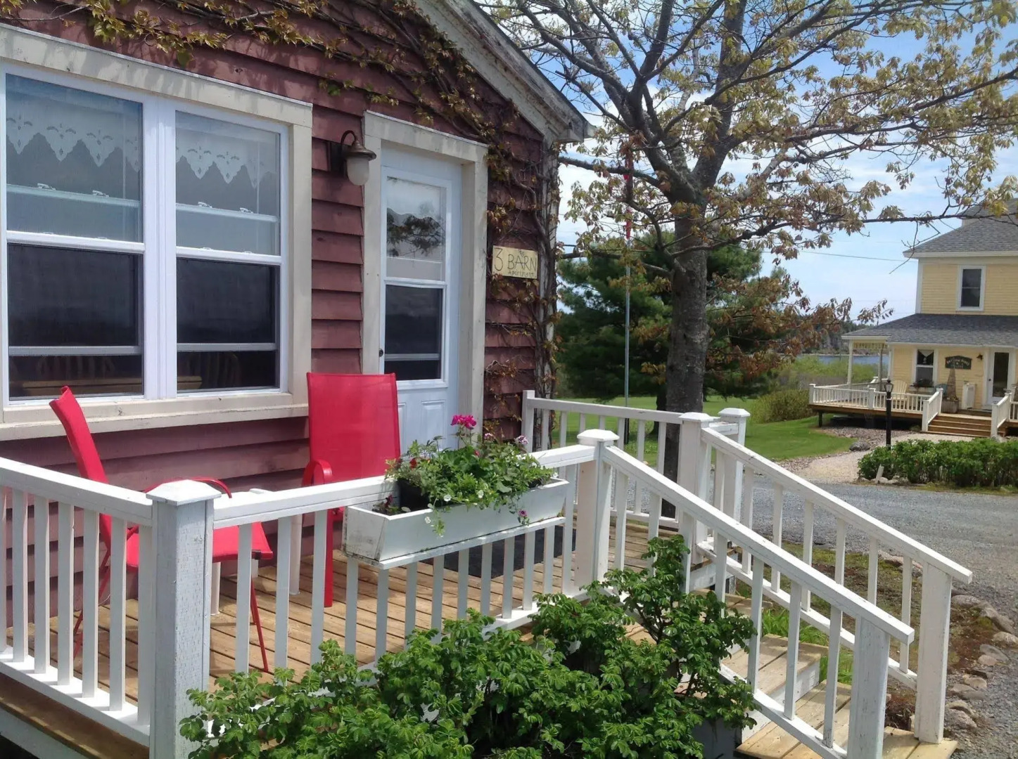 Bayview Pines Country Inn