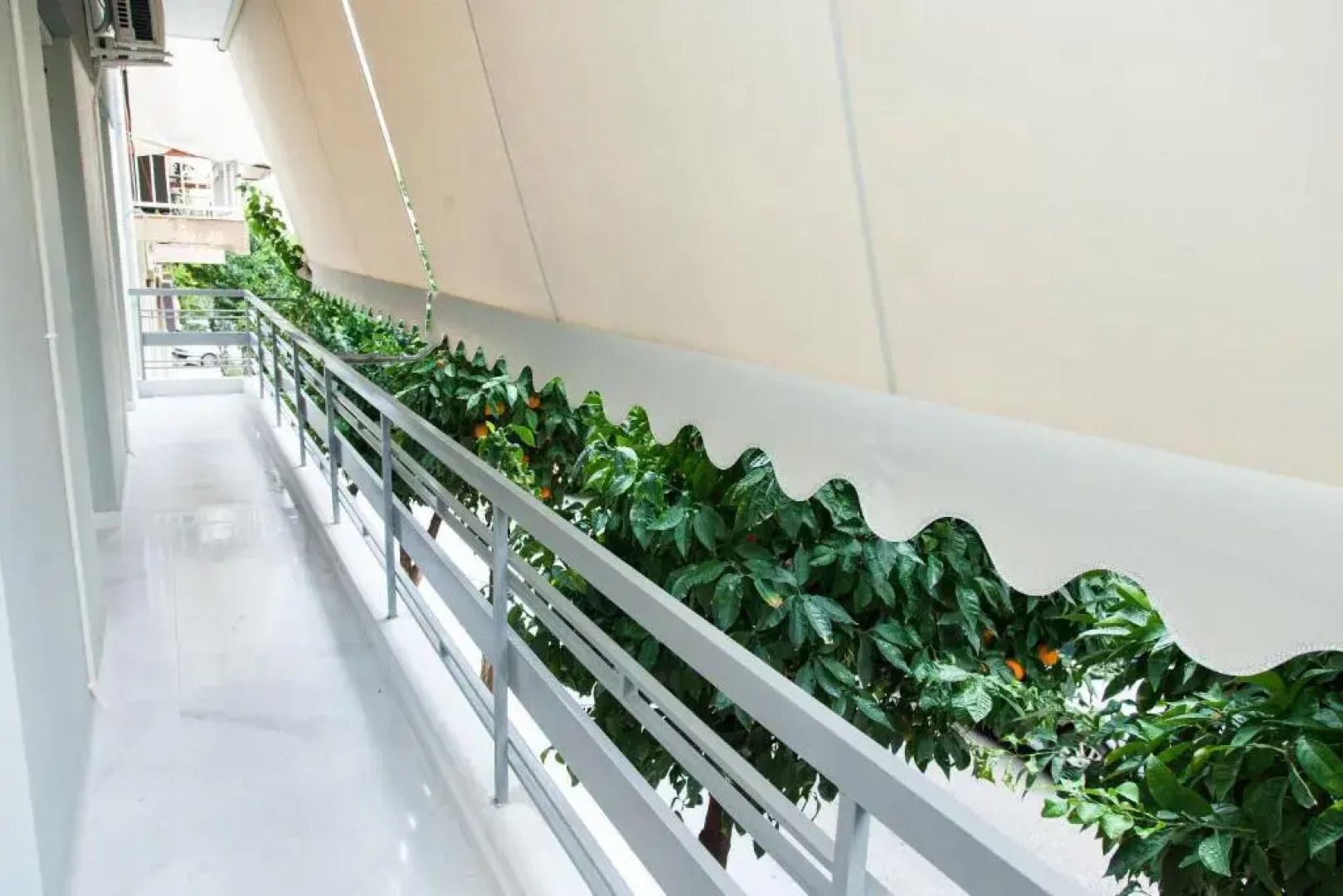 Modern 3-bedroom Apartment Next to Koridallos square