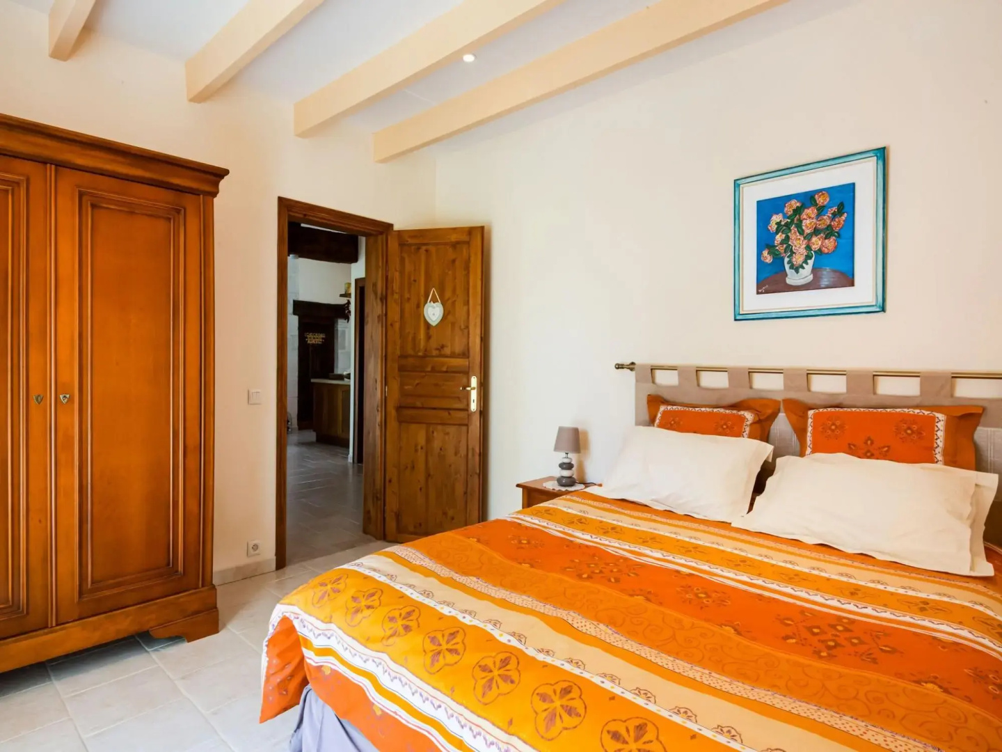 Tranquil Home in Saint-Martin-de-Gurson, 15min from Saint Emilion's vineyard