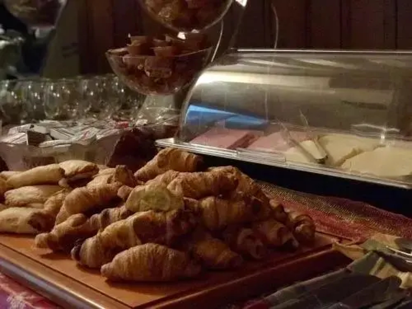 Hotel Elegant Epavlis