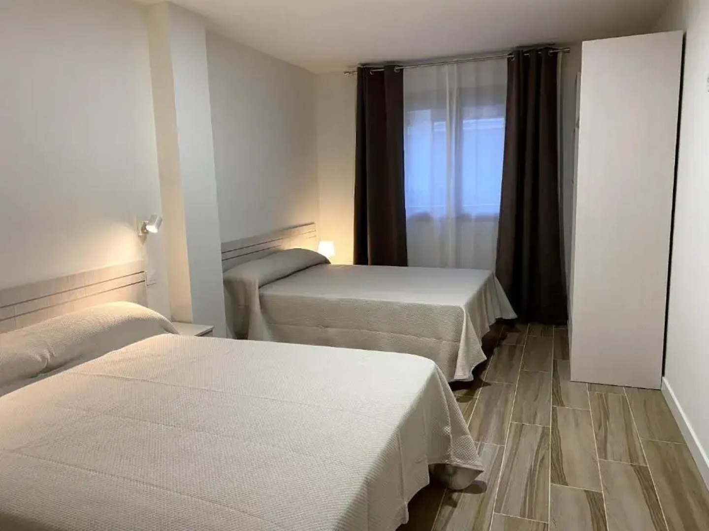 Apartamentos Torreones de Cartes