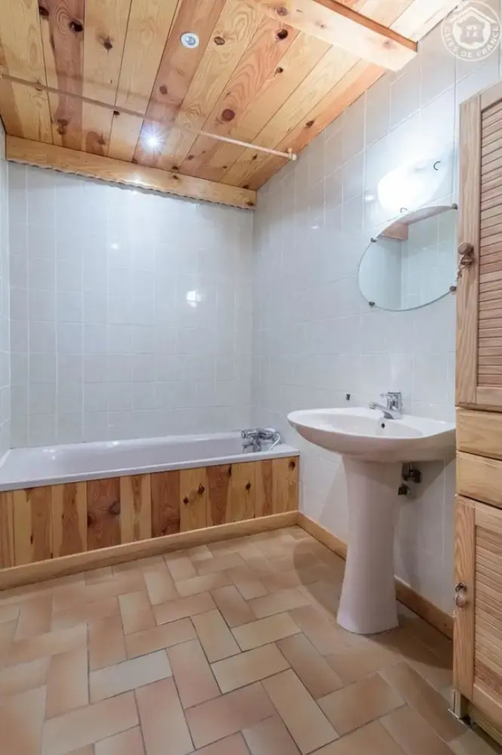 House With 5 Bedrooms in Valloire, With Wonderful Mountain View, Furni