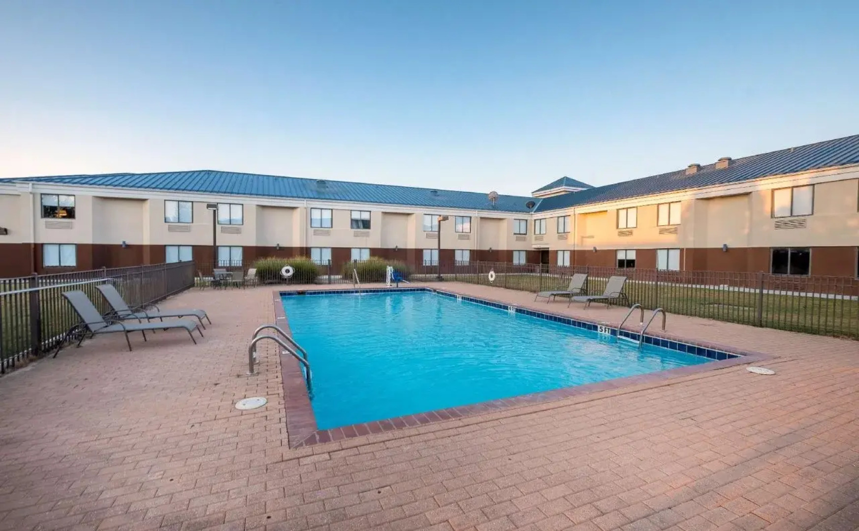 Spark by Hilton Bentonville