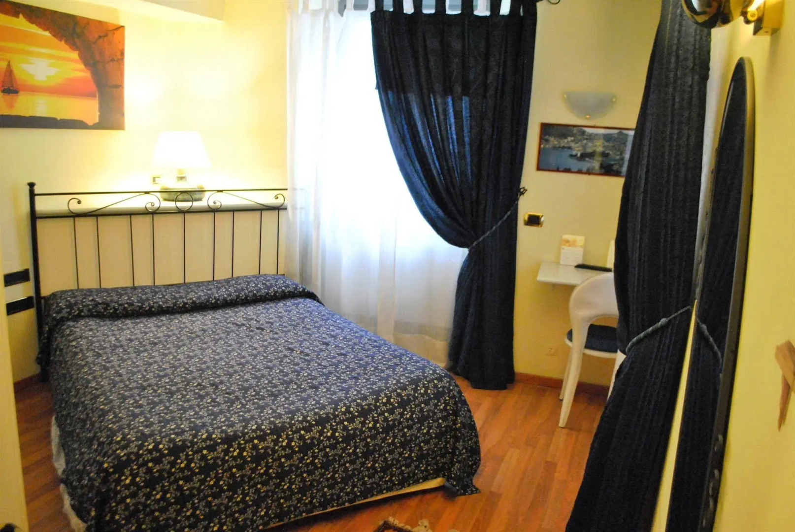 Il Loggiato dei Serviti