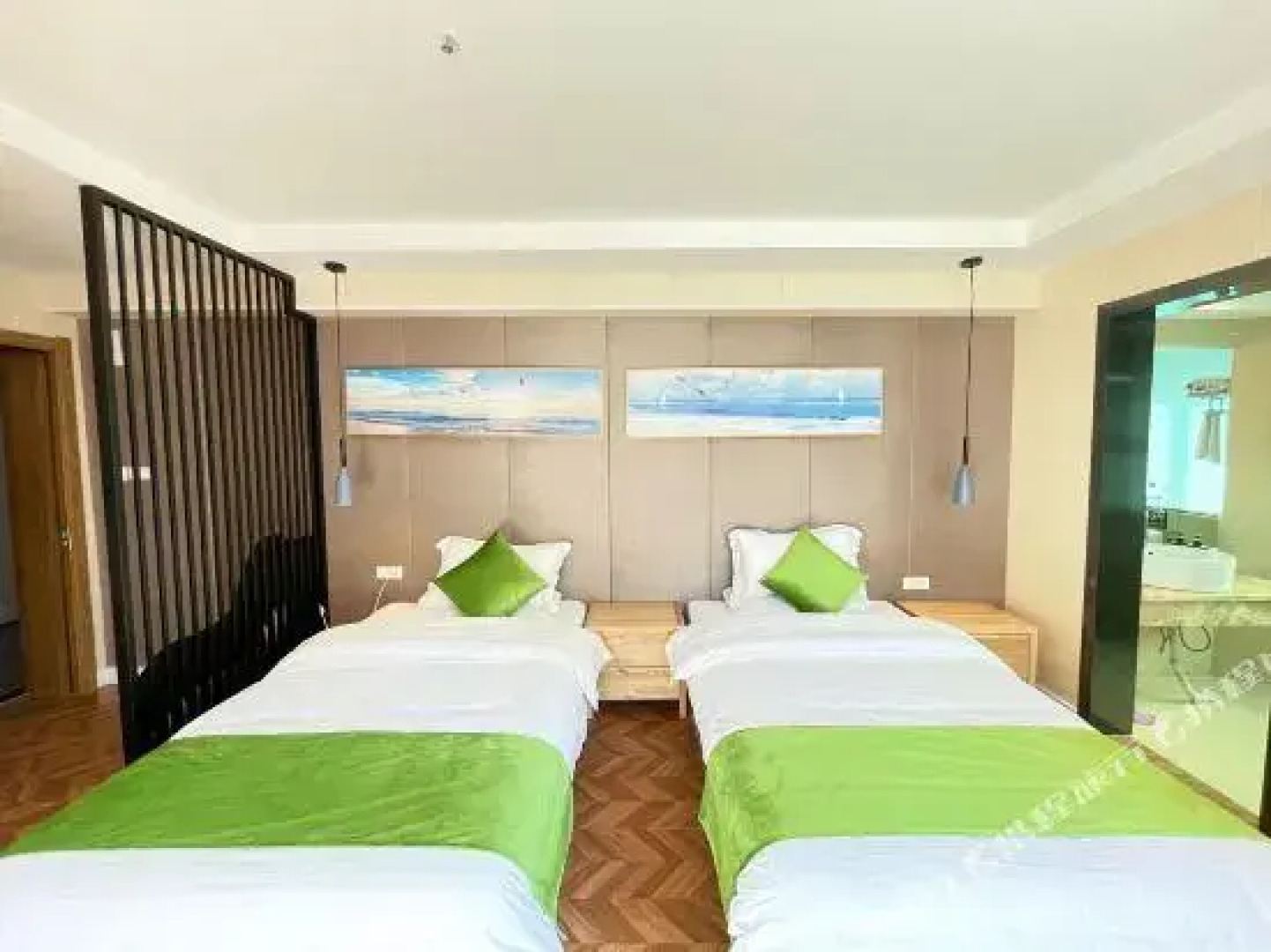 Jinhuangchao Business Hotel Liupanshui Railway Station